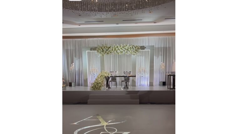 White Column Entrance Way